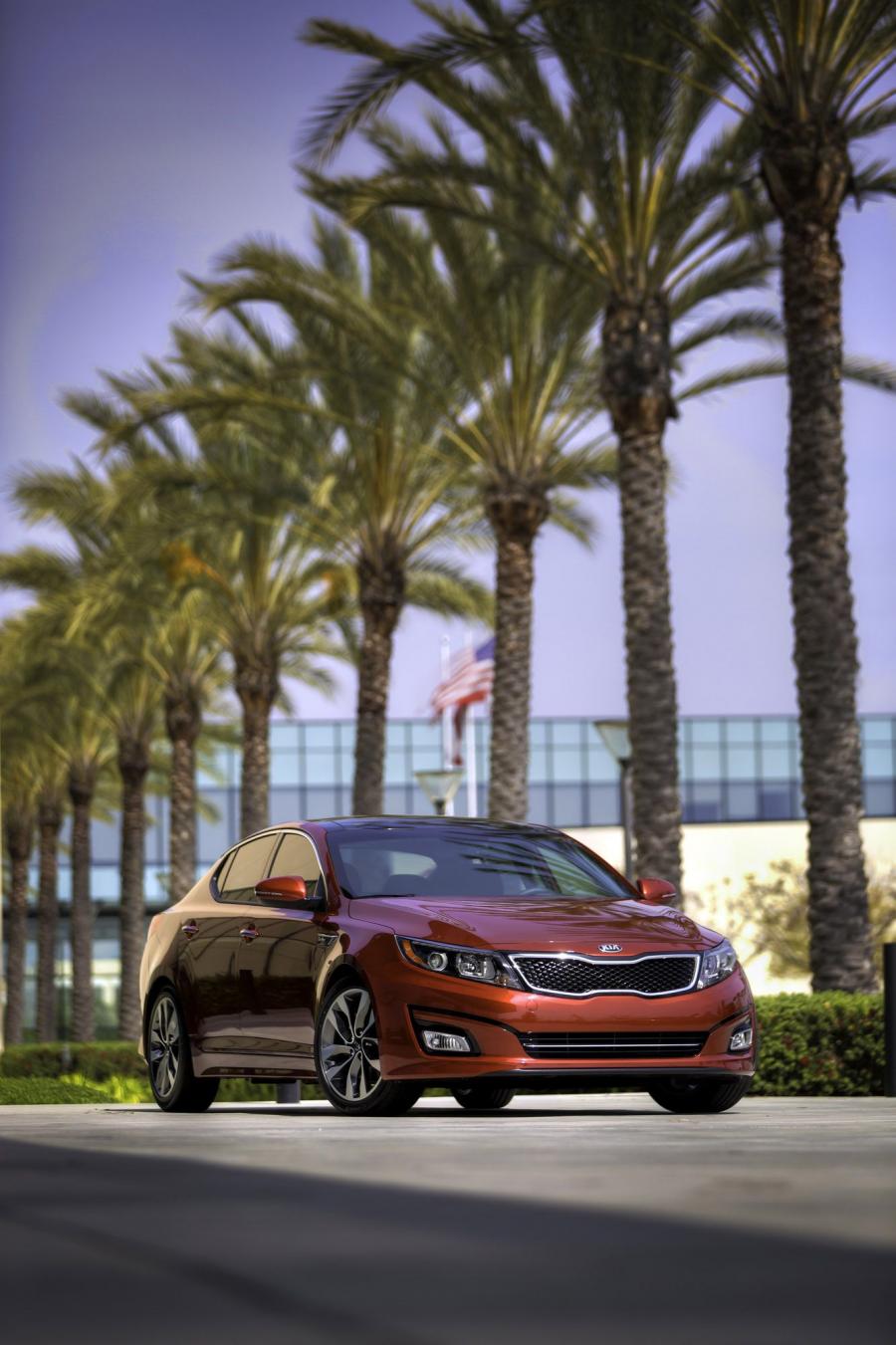  Kia Optima 2015 года  (фото 15 из 51)